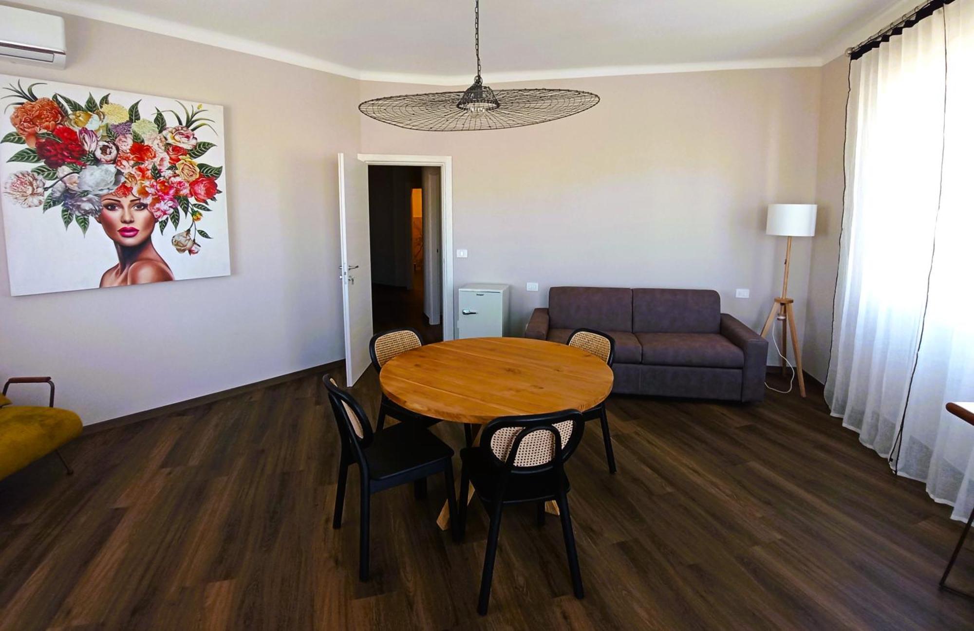 Mile Hotel Bari Buitenkant foto