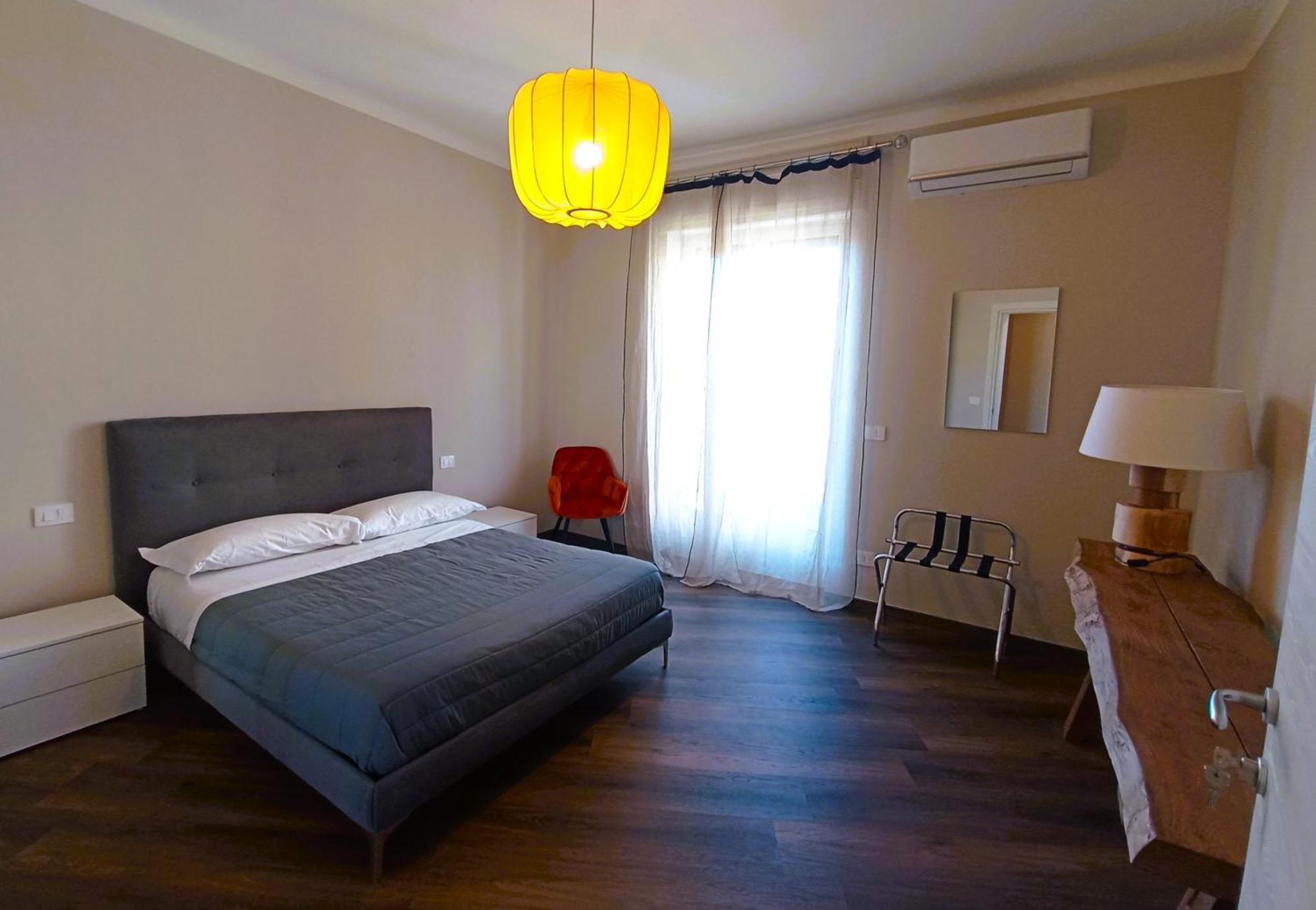 Mile Hotel Bari Buitenkant foto